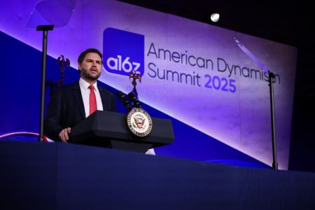 JD Vance klaim membebaskan AI dari regulasi baik untuk pekerja Amerika dan inovator teknologi