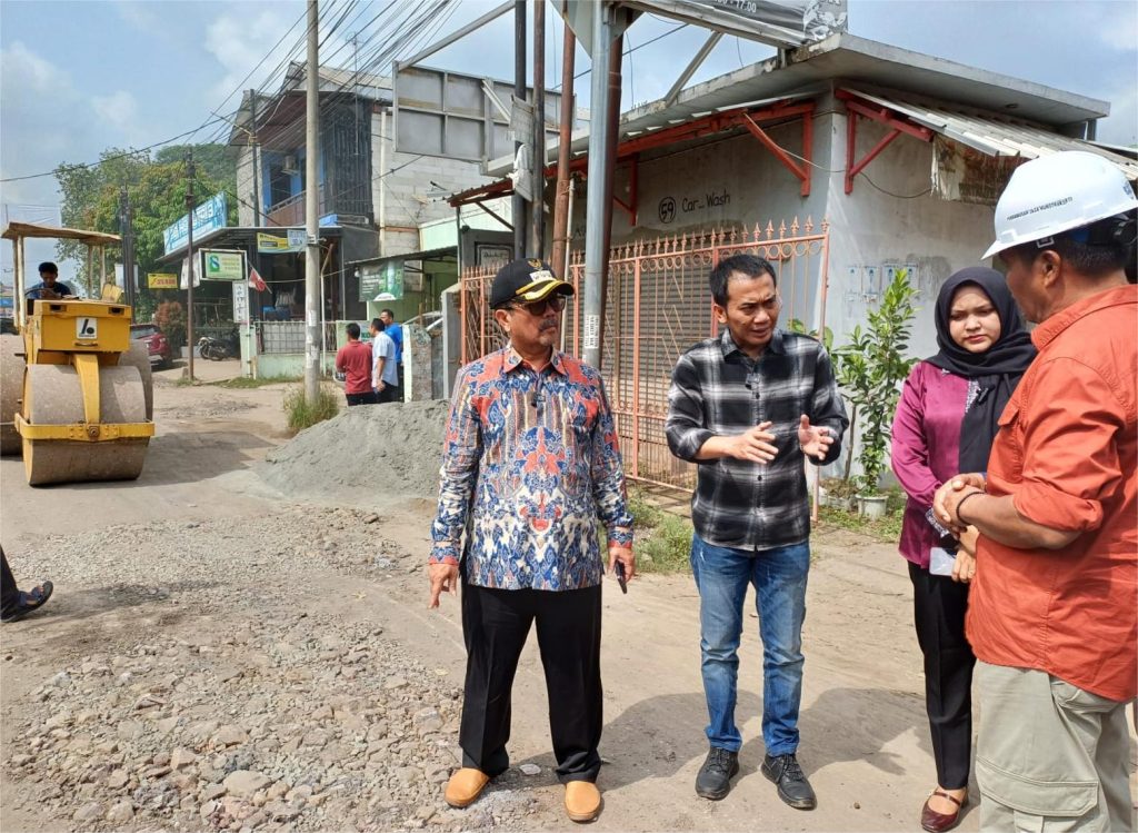 Jelang Arus Mudik, Pemkab Cirebon Perbaiki Infratsruktur Jalan