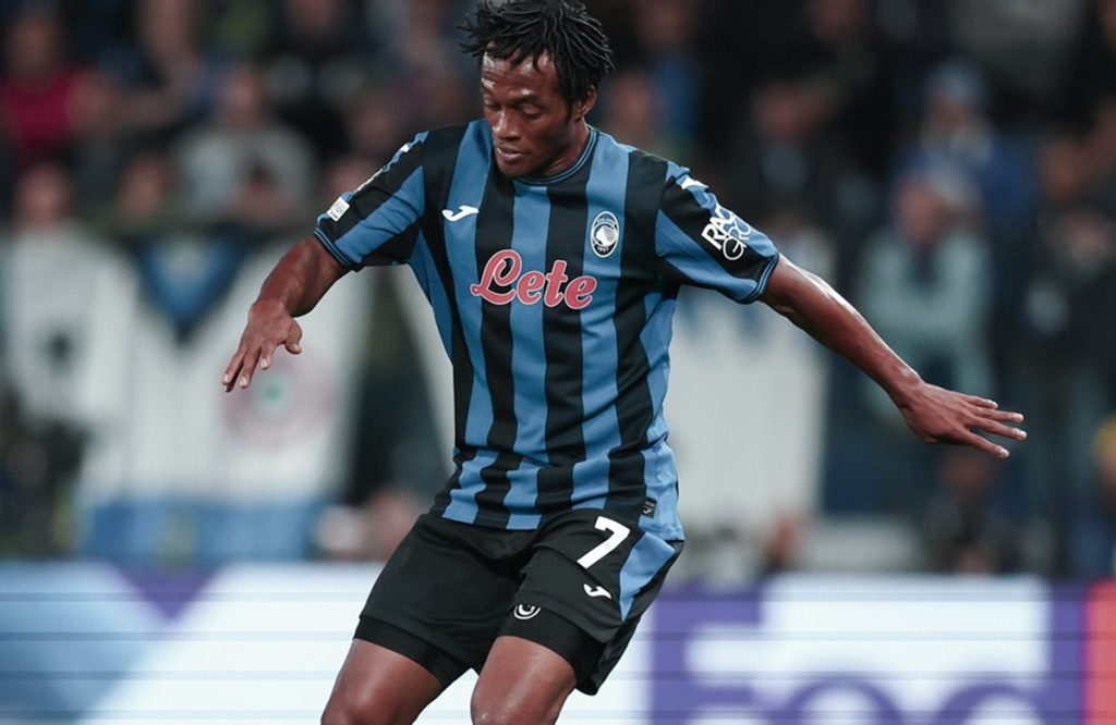 Juan Cuadrado Dicemooh Penggemar Juventus Saat Kembali Ke Turin