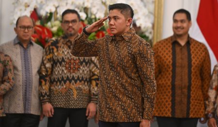 KEMENHAN HORMATI KENenaikan Pangkat Walikota Teddy Jadi Letkol