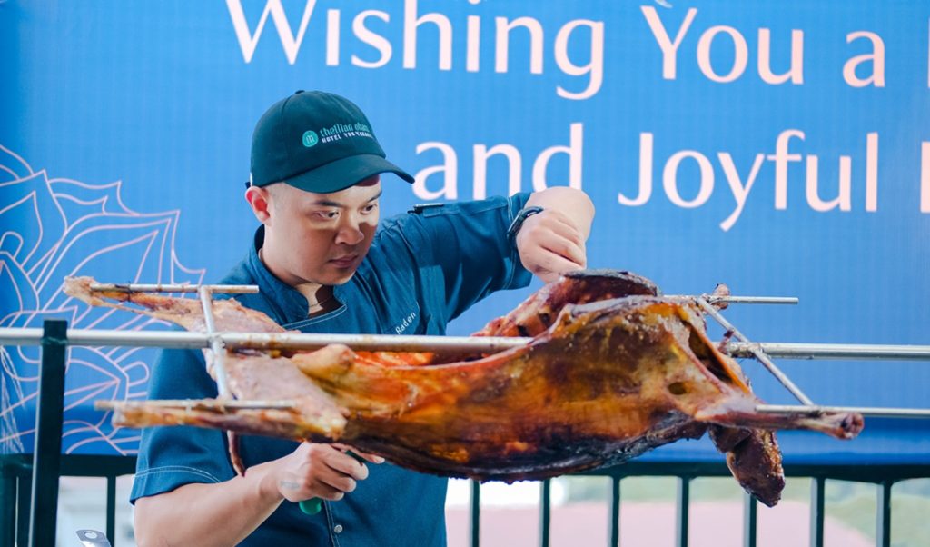 Kilau Ramadan di Manohara Hotel Yogyakarta Buka Puasa ISTimewa Gelanging Kambing Guling Suasana Rooftop