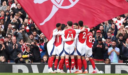 Klasemen Liga Inggris Arsenal Tertingans 12 Poin Dari Liverpool