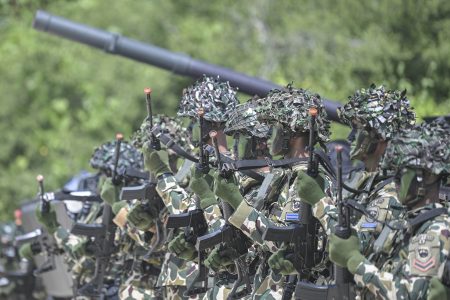 Komnas ham minta pembahasan revisi uu tni diperpanjang