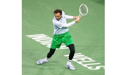 Lawan Mundur, Daniil Medvedev Melaju Ke Putaran Keempat Indian Wells Masters