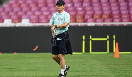 Nama Shin Tae-Yong Diteriakin Di Stadion Sydney