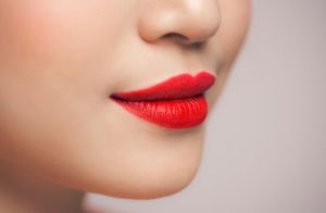 PEMILIK WARNA KUTIT KUNING LANGSAT, INI 5 REKOMENDASI ​​WARNA LIPSTIK YANG COCOK