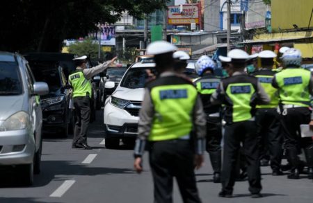 POLDA METRO Respon Video Polantas Diberikan Sesuatu saat Setop Pengendara Di Tol Dalam Kota