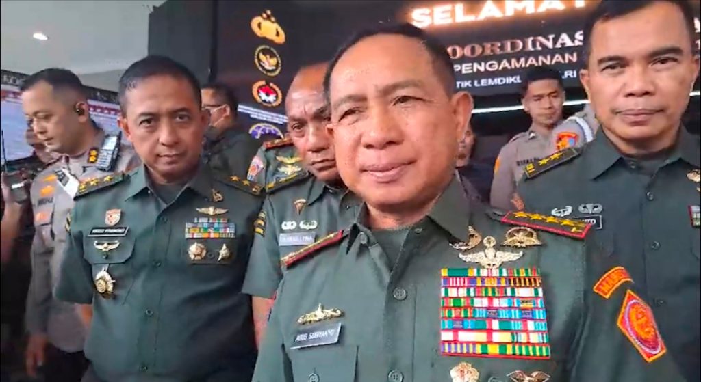 Panglima tni prajurit aktif yang menjabat di kementerian lembaga bakal pensiun atuu mundur