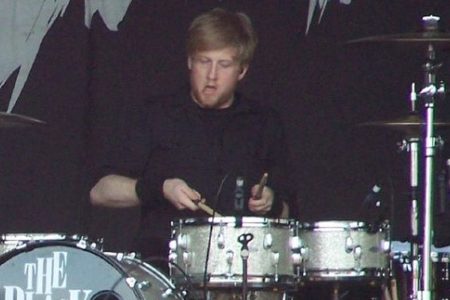 Penyebab KEMATIAN BOB BRYAR, MANTAN DRUMMER ROMANCE KIMIA MY, TIDAK Dapat Ditentukan