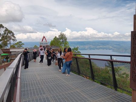 Perubahan Tarif Retribusi Objek Wisata Di Samosir Mulai 14 Maret 2025