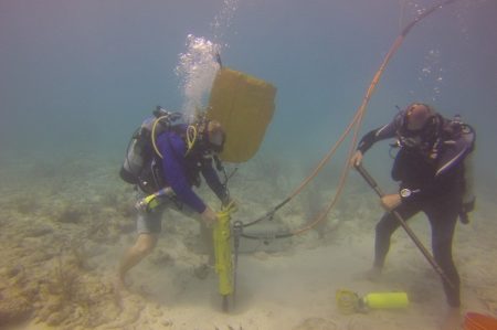 Phk massal di noaa dampak serius terbadap riset kelayutan dan perubahan iklim