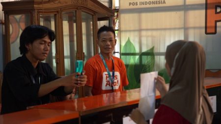 Realisasi Penyaluran Bansos di Bekasi Capai 52 Persen Dalam 7 Hari