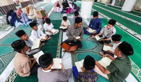 Surat-Surat Dalam Juz 19 Al-Quran