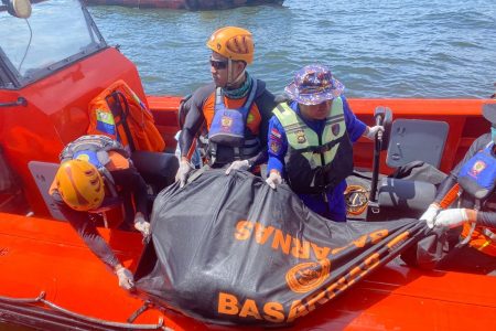 Tiga Nelayan Korban Tabrakan Tongkang Di Pesisir Timur Jambi Ditemukan Tewas