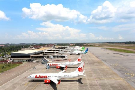 Tiket Pesawat Langka, Waraga Batam Serbu Kapal Laut Dan Penerbangan Luar Negeri