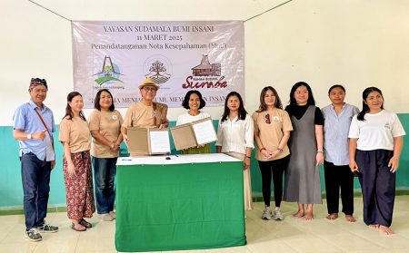 Yayasan Sudamala Bumi Inani Dukung English Pergi ke Kampung Di Sumba